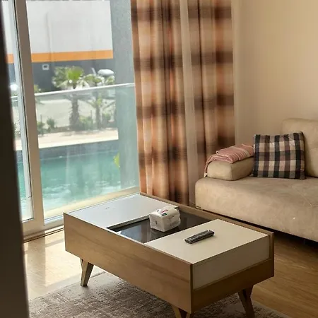 Sophisticated With Pool View Balcony Lejlighed *