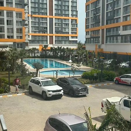 Sophisticated With Pool View Balcony Lejlighed *